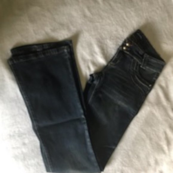 🔸3/50$!! NWOT Beautiful Gold Embroidered Curvy Pocket Boot Cut VO Jeans - Picture 3 of 15